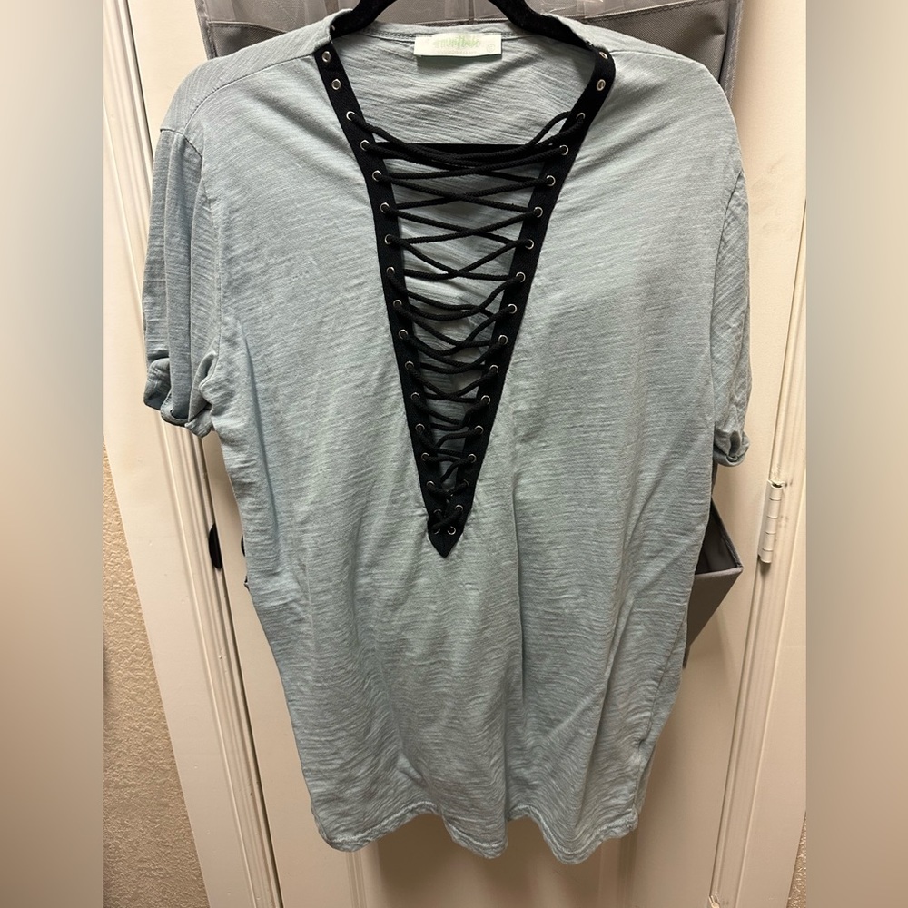 Oversized tshirt open front